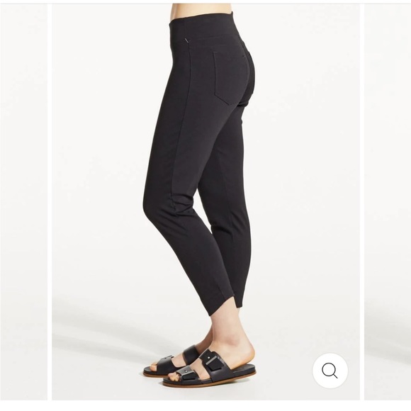 NWT Mid-Rise Stretchy Active Pants - Black - Fig Bod - Women's Medium - Picture 3 of 11